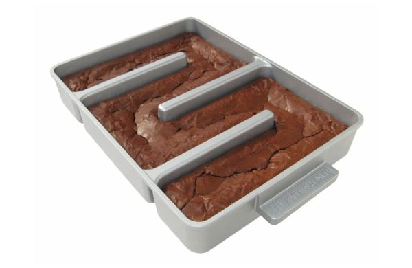 Endless Edges Brownie Pan