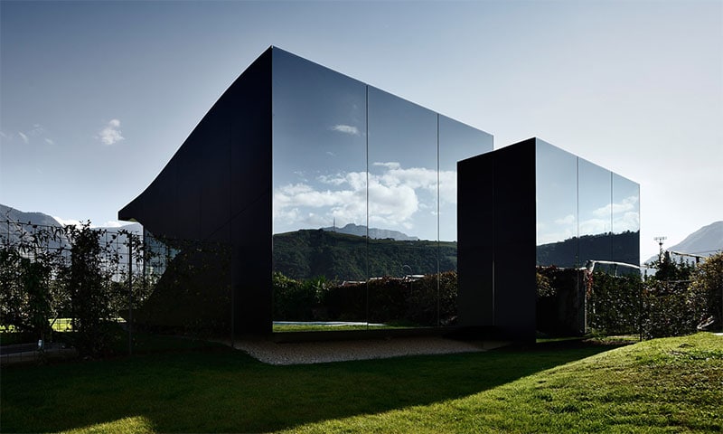 Mirror House